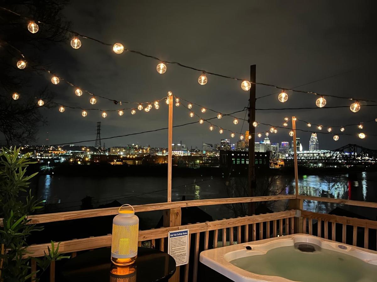 Cozy Riverfront Bungalow With Stunning Views Covington Eksteriør billede